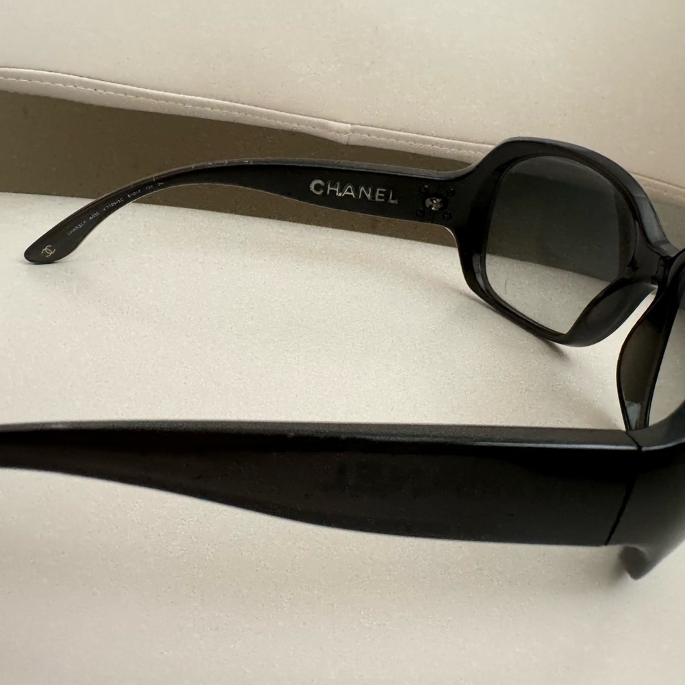 Chanel Square Model Sunglasses - Picture 6 of 9